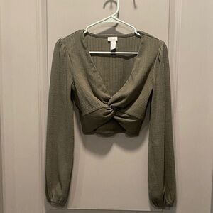 West of Melrose Olive Twist-Front Cropped Blouse | Size Small | Ribbed Long Slee